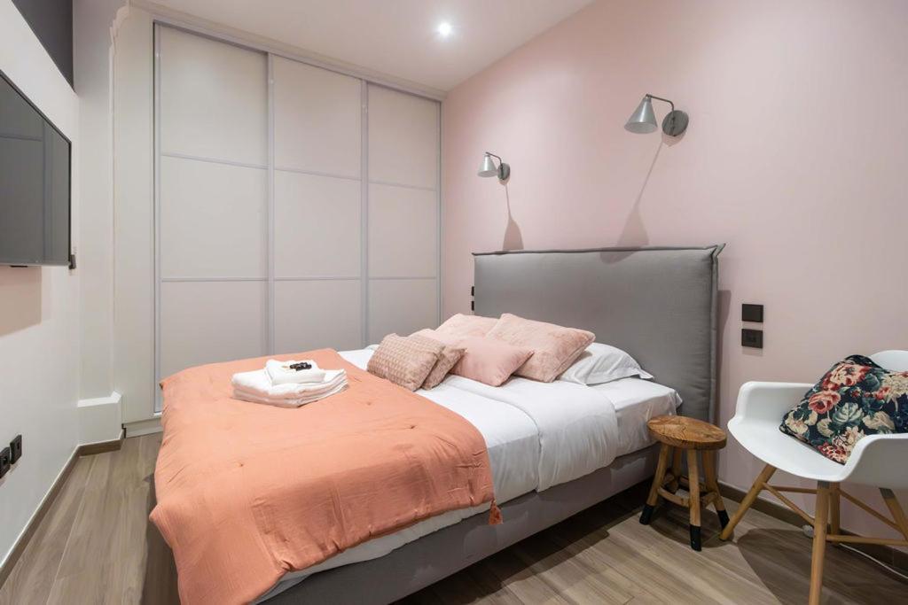 Apartment Saint Germain Des Pres By Studio Prestige Paris Exteriör bild