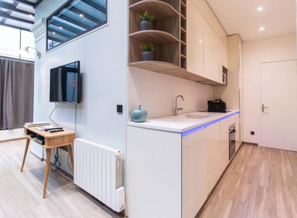 Apartment Saint Germain Des Pres By Studio Prestige Paris Exteriör bild