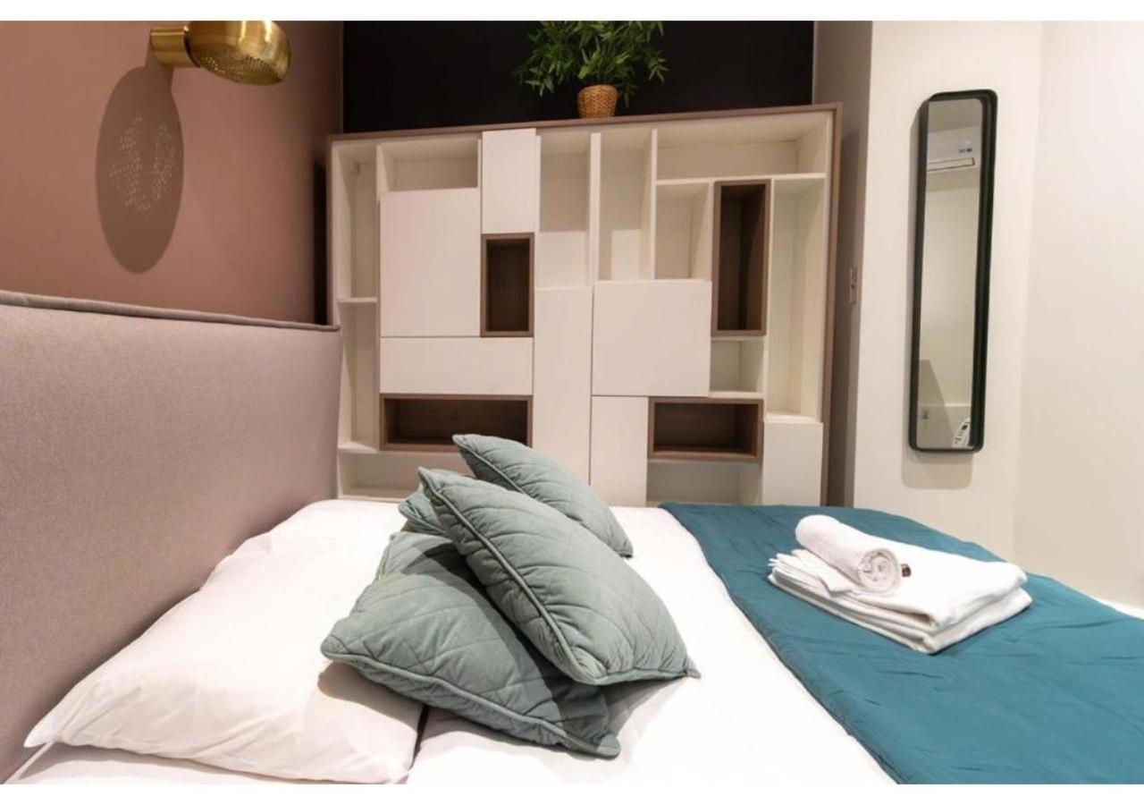 Apartment Saint Germain Des Pres By Studio Prestige Paris Exteriör bild