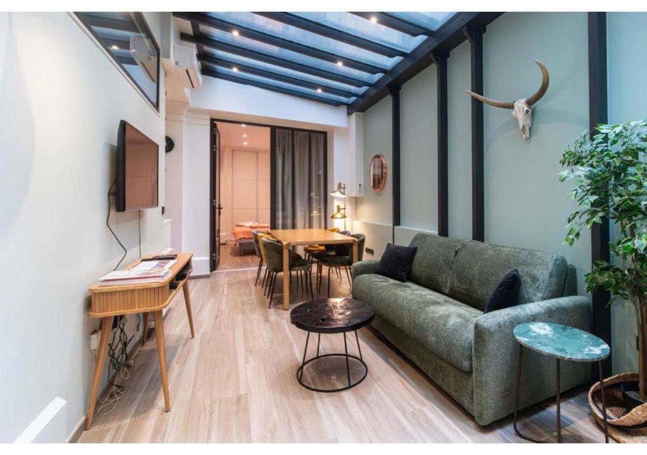Apartment Saint Germain Des Pres By Studio Prestige Paris Exteriör bild
